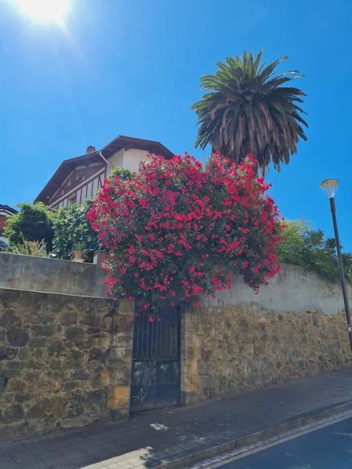 La Casita Verde. Metro Cerca Del Casco Viejo Бильбао Экстерьер фото
